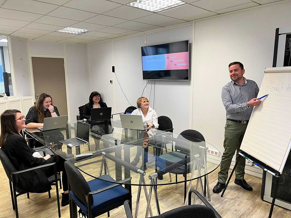 image de fleuret associés